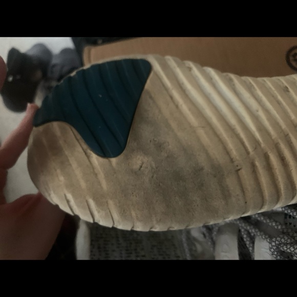 Adidas Kaptir Gray and White Size US 10 athletic shoes - Picture 2 of 4